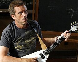 Хью Лори снимется в новом проекте Стивена Фрая