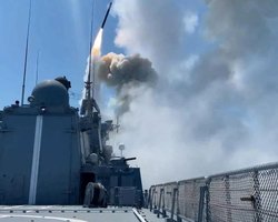 Массированный обстрел Украины: Румыния опровергает пролет "Калибра" над своей территорией