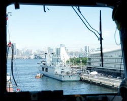 Уперше з 2002 року Китай попередив країну НАТО про військові кораблі біля Тайваню (фото)