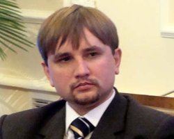 Уволен Вьятрович, директор архива СБУ, который рассекречивал документы КГБ