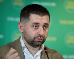 Назначат не всех: Арахамия рассказал, когда Рада отправит Резникова в отставку