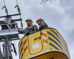 В Украине действуют отключения в восьми областях: где могут вскоре вернуть свет