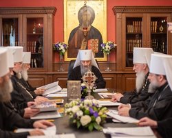 УПЦ МП потребовала от патриарха Варфоломея отозвать Томос