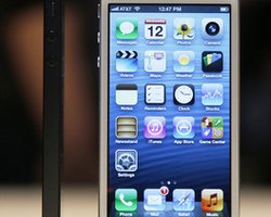 СМИ узнали причину отказа Apple от Google Maps