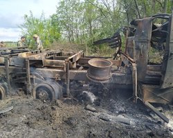 На Донбассе от попадания мины в грузовик погиб боец ООС