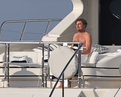 Леонардо Ди Каприо "застрял" в Карибском бассейне из-за операции Трампа в Венесуэле