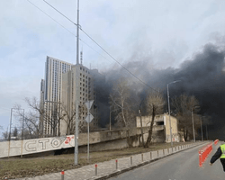 Обстріл Києва: ЗС РФ запустили майже 20 ракет, багато постраждалих (фото)