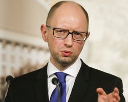 Яценюк озвучил условия проведения выборов в Донбассе