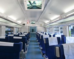 Очевидец: Поезд Hyundai Днепропетровск-Киев три часа стоит под Днепродзержинском