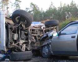 ДТП на Столичном шоссе в Киеве: четыре человека травмированы 