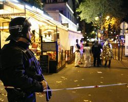 Теракты в Париже: одного из смертников на стадион не пустила охрана