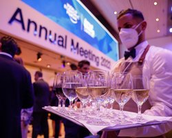 Гламурная сторона форума в Давосе. Где живут гости, и сколько стоит участие