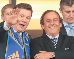 Янукович — чемпион.  Власть нарастила свой рейтинг за счет околофутбольной эйфории 