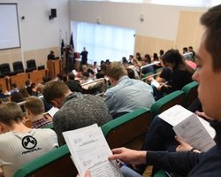 Студенты старше 25 лет могут потерять отсрочку: в ВР зарегистрировали законопроект
