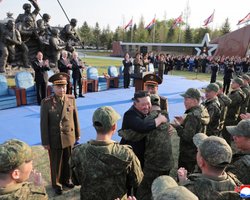 Самогубство, а не полон: Кім Чен Ин підтвердив, що солдатам КНДР наказано гинути в Україні