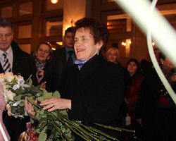 Людмила Янукович рассказала, как ее поздравил супруг