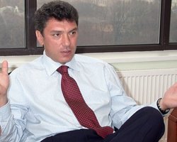 Тимошенко будет такой мощной оппозицией, что Януковичу не поздоровится, - Немцов