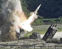 "Оружие не благотворительность": если Украина не получит помощь США, то проиграет войну, — Зеленский (видео)