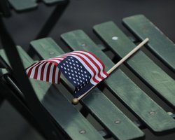 Посольство США в Украине временно ограничит выдачу виз