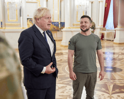 "Війна показала справжніх друзів": Борис Джонсон несподівано прибув у Київ (фото, відео)