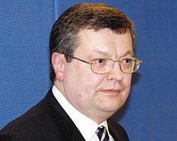 Грищенко знает, кого рекомендовать Януковичу на должность посла в России