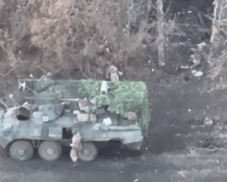 Чекали ударів з повітря, але під'їхав Leopard: бронетранспортер РФ знищили прямим наведенням (відео)