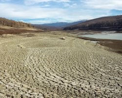 Вице-премьер РФ заявил, что в Крыму поиски воды "ведутся круглосуточно"