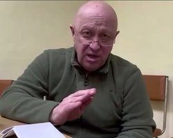 "Мы все же уйдем": Пригожину угрожают "изменой родине", если его ЧВК оставит Бахмут