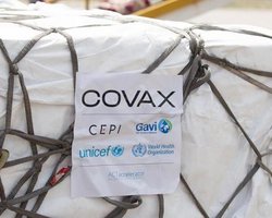 В Украину прибыла новая партия вакцины AstraZeneca корейского производства