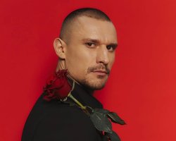 Холостяк Тарас Цимбалюк показал, как выглядел в детстве (фото)