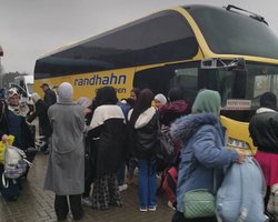 Спочатку в Молдову, потім в Одесу: ГУР евакуювало 47 українців із сектора Гази (фото, відео)