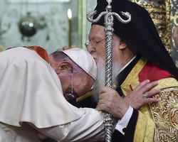 В РПЦ предложили низложить патриарха Варфоломея