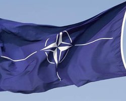 НАТО отложило начало военной операции в Ливии