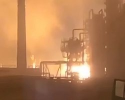 ЗСУ вдарили по Рязанському НПЗ ракетами "Пекло", під загрозою — аеродром з Ту-95МС (відео)