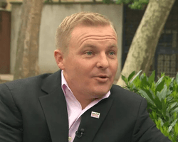 Мужчина хотел узнать о своем прошлом: его поиски открыли поразительную правду (видео)