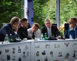 "Не заходите слишком далеко": СМИ узнали, что лидеры ЕС советовали Зеленскому перед встречей с Трампом