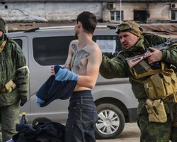 "Вагнеровцы" вывозят людей из-под Бахмута в дальние районы РФ, — ЦНС