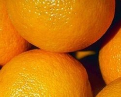 Сомалийские пираты захватили судно с апельсинами