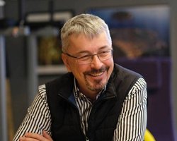 Из 93 млн грн для рекламы на телевидении "слуги народа" потратили 43,2 млн на "1+1" , – Чесно