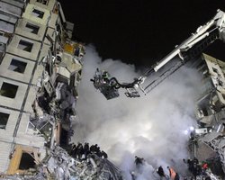"Від тіл залишилися фрагменти": жертв удару РФ по житловому будинку в Дніпрі може бути понад 50, — мер