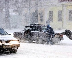 Погода в Киеве: водителей предупредили о гололеде