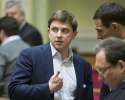 Член "молодой команды Черновецкого" побеждает "слугу народа" на Кировоградщине