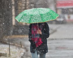 Пятница будет ветреной: синоптик рассказала, где в Украине ждать дождей и мокрого снега