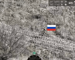 Палиці замість милиць і вперед: НГУ зафіксувала, як РФ кидає у штурм поранених (відео)