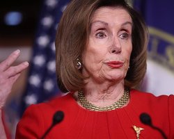 К атаке на Капитолий могут быть причастны некоторые члены Конгресса,  – Пелоси