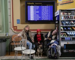 Лікування душевних ран. Інтерв'ю з волонтеркою з Ізраїлю на українсько-польському кордоні