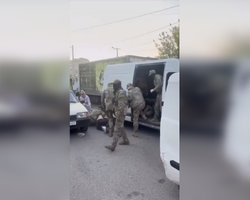 У Дніпрі військових ТЦК закидали камінням: чоловіка, якого хотіли мобілізувати, відпустили