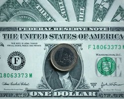 Курс продажи наличного евро достиг 11,72 грн