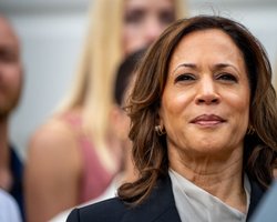 Тінь Обами. Чому не всі демократи підтримують кандидатуру Камали Гарріс