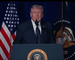 "Многие хотят сдаться": Трамп объявил о ликвидации всего военного руководства Ирана (видео)